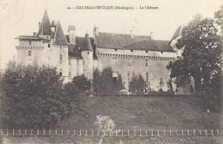 1340459158 chateau l eveque chat